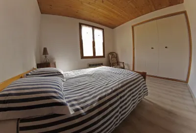 Serre Chevalier 100 M2 CHALET NEAR SKIING Hotels near SCV - Ski area