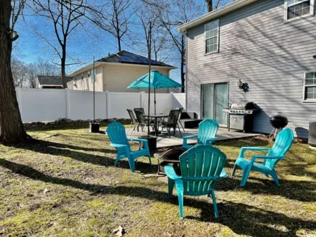 Family friendly Spacious 4 bedroom 3 bathroom getaway