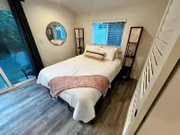 Enchanting Creekside Retreat: Your Downtown Oasis Hotels in Hopland