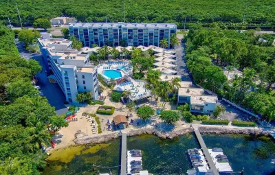 Key Largo Getaway - Remodeled Condo w/ Sunset Views & Optional 25’ Boat Slip Hotels near Phantom Fireworks of Key Largo