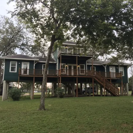 Green House on the River, Walk to Gruene Hall!