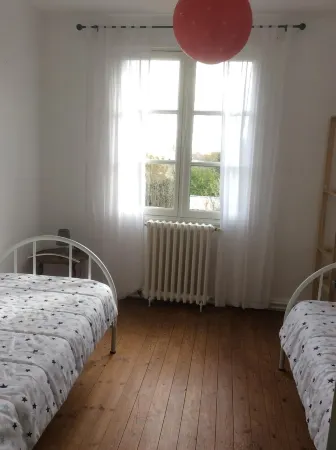 Great  House & Garden in Fouras (Fort Boyard) - 4 Bedrooms - Near Beaches Отели рядом с достопримечательностью «Fort Vauban»