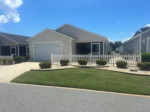 Beautiful 2/2 Patio Villa w/Cart in Village of Collier Close to Brownwood Square