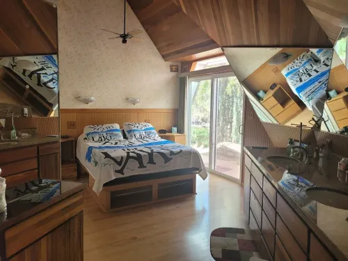 Picturesque sunset views  perfect for couples, families and fishermen