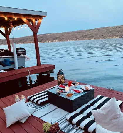 Cozy Cozy Cottage ~ Perfect Location On West Keuka Lake ~ Private Dock!