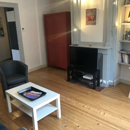 charming apartment in downtown Honfleur