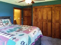 Cuyuna Lake cabin retreat. Fish, hike, bike trails, star gazing, mins to town.