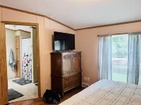 Adorable 3 Bedroom Walking Distance to Stadium & Campus