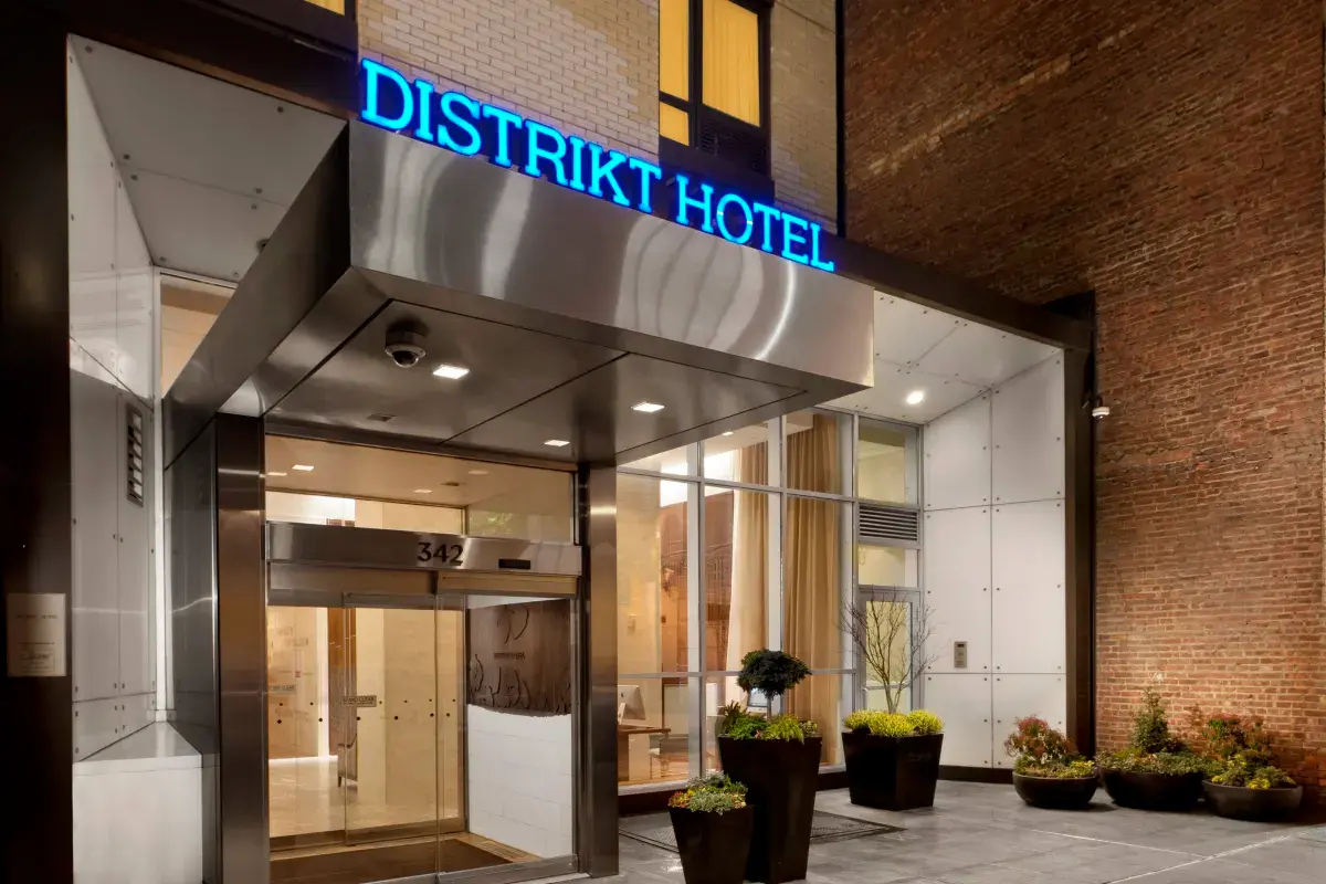 Distrikt Hotel New York City, Tapestry Collection by Hilton