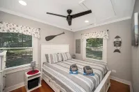 Sea Glass Beach House!  Large sand beach, dock and hot tub! Pets welcome!