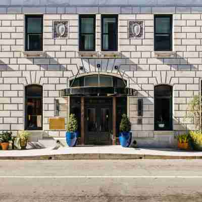 The Drayton Hotel Savannah, Curio Collection by Hilton Hotel Exterior
