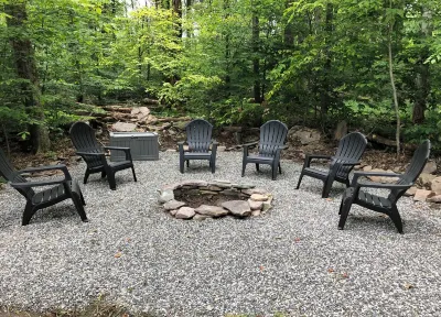 New Custom A-Frame in Swinging Bridge Lake Community Hotels near The Petting Zoo at Breezeway Farm