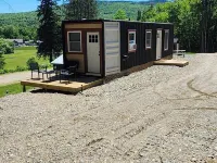 New 1 Bedroom Container Cabin with Direct Trail Access (Cabin 3) Hotels in Errol
