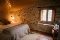 Apartment in the Countryside: Swimming Pool, Barbecue and Unique Environment