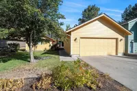 Baltimore Bungalow – HOT TUB, Walkable, Pet-Friendly