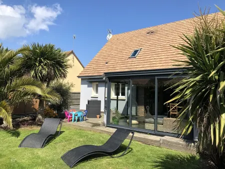 LES Palmiers Отели рядом с достопримечательностью «Camping Capfun Joncal»