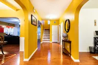 ✨ Spacious 5BR Work From Home Haven ✨