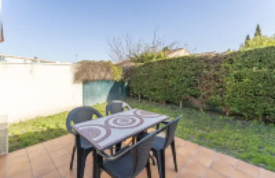 Air-Conditioned, Single-Storey Pascalou House (2-Star Rating)