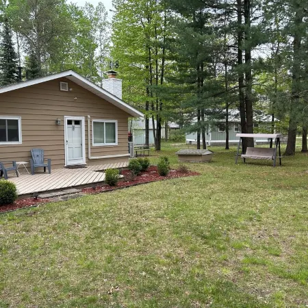 Relaxing Cozy Getaway near Forest Lake, Outdoor Recreation