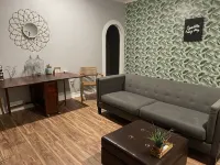 2bed 1bath close to downtown LB, LA and OC.