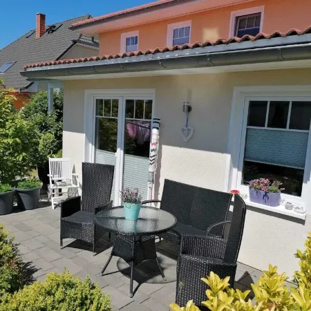 Small vacation home with terrace - your oasis of relaxation x1f3e1;x1f31e; near the Baltic Sea