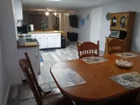 We Are the Coolest Hosts on the Planet! You Will Love it Here! Hotels in Elfers