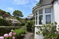 3 Bedroom 2 Bathroom Apartment,  Panoramic Views of St Ives, 2 Parking Spaces