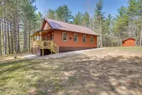 "Singing Pines" Newly Built Vacation Rental