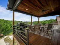 Curry Getaway on South Bay Lake Property Hotels in Walker County