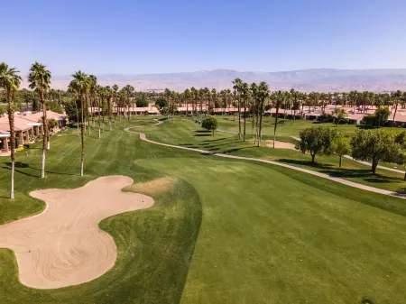 LUXURY "Premium Upgraded"  PALM DESERT CA