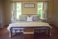 Lakefront - Lake Barkley Vacation Home