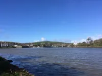 Gorgeous modern flat with free parking & private court yard