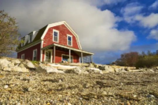THIS IS THE PLACE - Intimate luxury cottage w massive oceanfront steam room