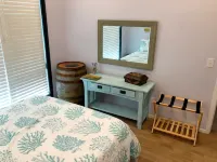 Downtown Condo! Pool is Open! Walk to the Gulch! Free Parking! Free Hbo!
