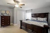 🍹🌞 Florida Getaway! New Pool Heater, Fenced Yard,Close to River and Beaches! فنادق في Sebastian