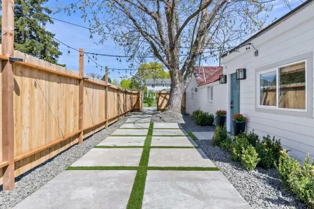 Relaxing, Private Home Away from Home with Courtyard—Sleeps 4!