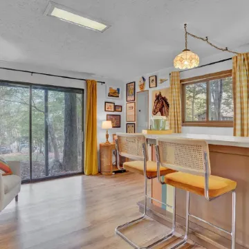 Stylish Cabin in Poconos Resort - Indoor/Outdoor Pools, Lakes, Kayaks, and more!