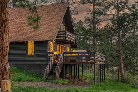 Elegant A-Frame w/ Hot Tub Views! Close to town, skiing, & hiking!