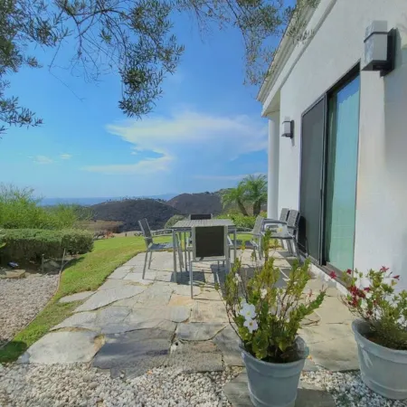 Luxurious Resort Style 3BR + Office w/ Stunning Ocean Views, Pool, Spa & Sauna