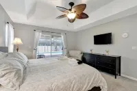 Luxurious Heated Saltwater Pool Home
