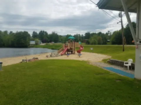 Welcome to Northaven! Family-friendly lakefront cabin in the White Mountains!