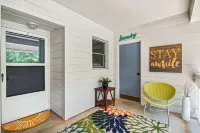 The Wanderlust Bungalow on May - Walking Distance to Downtown Southern Pines!