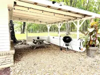 Peaceful Cottage with Beautiful views! River Access.  Newly renovated.
