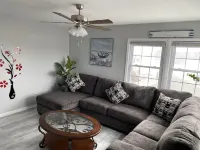 Chic 3rd Floor Ocean Block Retreat with Balcony - BBQ, Patio, Parking & Badges