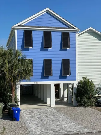 Steps to Surfside's Beach and Pier! Private Home! Private Pool. Optional Heat! Отели в г. Серфсайд Бич