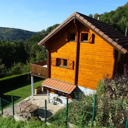 charming chalet in Hellert