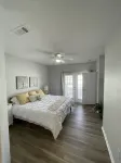 Vacation Paradise near beach sleeps 6+