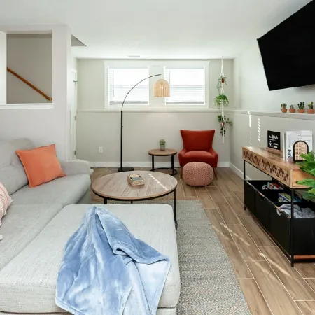 Modern Boho Townhome w/Hidden Reading Nook Near Downtown Des Moines!
