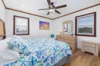 Oceanviews- Walk to beach in 2 mins. Pets welcome