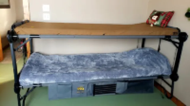 Shedhorn Cabin #2 of 3 - 1 BEDR & Full RV Hookups